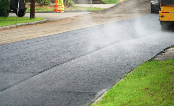 Best Driveway Paving Contractor  in Yorkville, WI